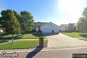 3322 Jackson St S, Fargo, ND 58104