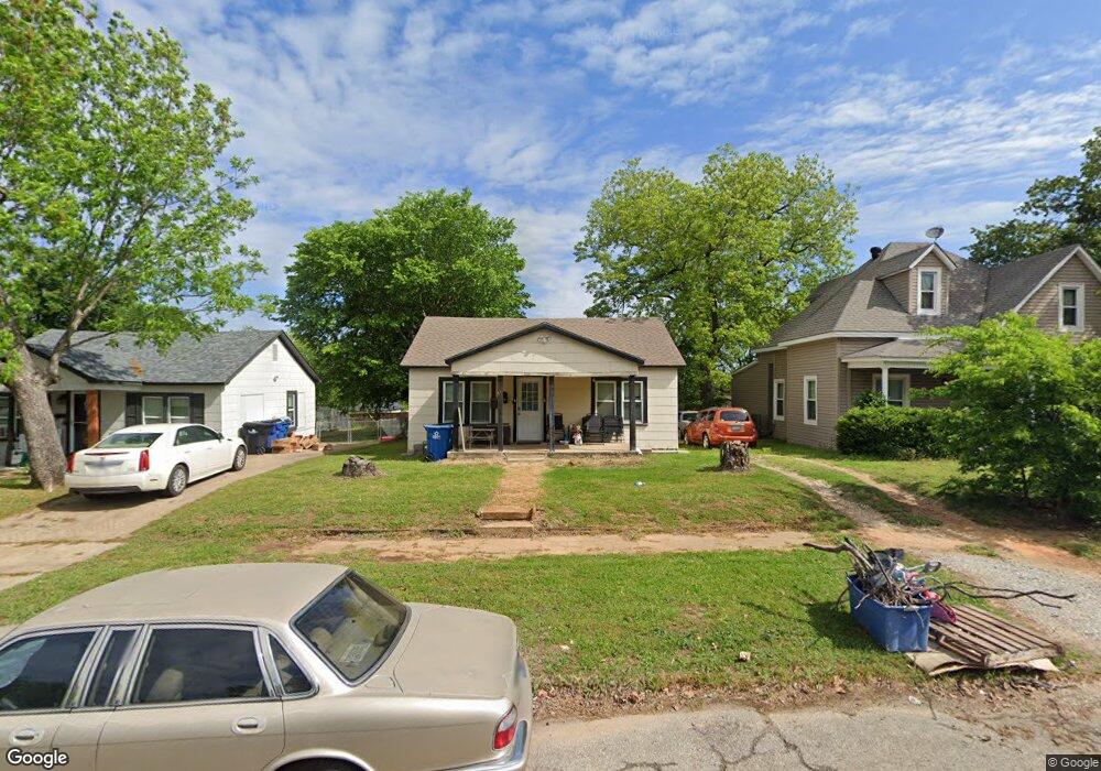 127 E Munson St, Denison, TX 75021 - photo 1