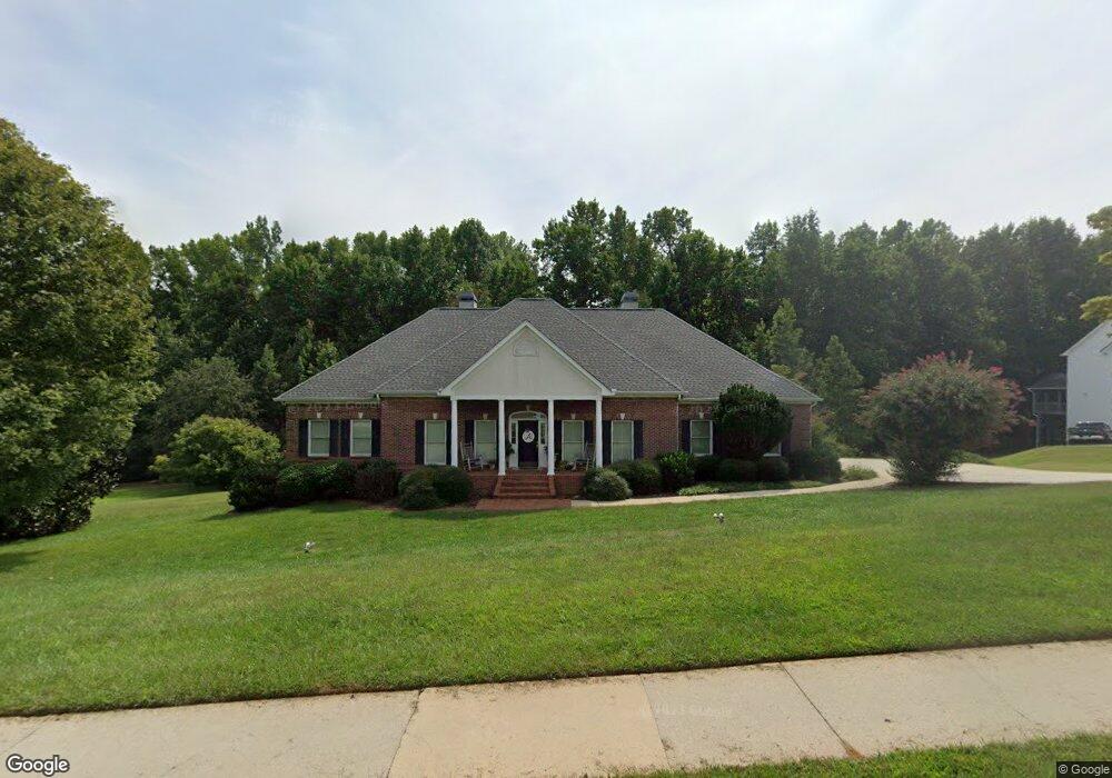 4615 Montclair Cir, Gainesville, GA 30506 - photo 1