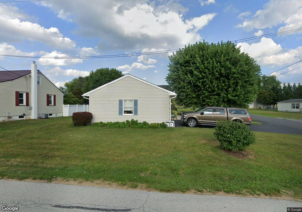 18 Circle Dr unit 2, Gettysburg, PA 17325 - photo 1