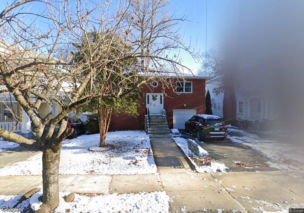 88 Hillcrest Ave, Yonkers, NY 10705 - photo 1