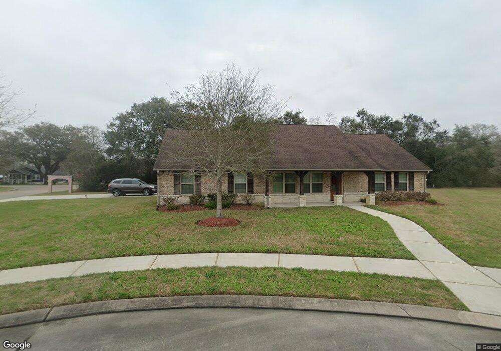 2028 Brentwood Dr, Alvin, TX 77511 - photo 1