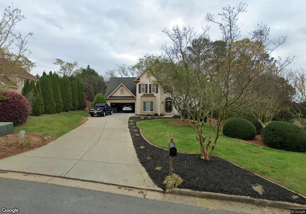 12585 Crabapple Chase Dr, Alpharetta, GA 30004 - photo 1