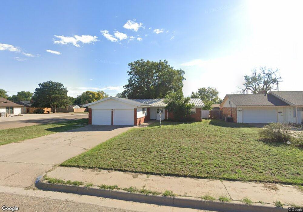 102 Greenway Dr, Dumas, TX 79029 - photo 1