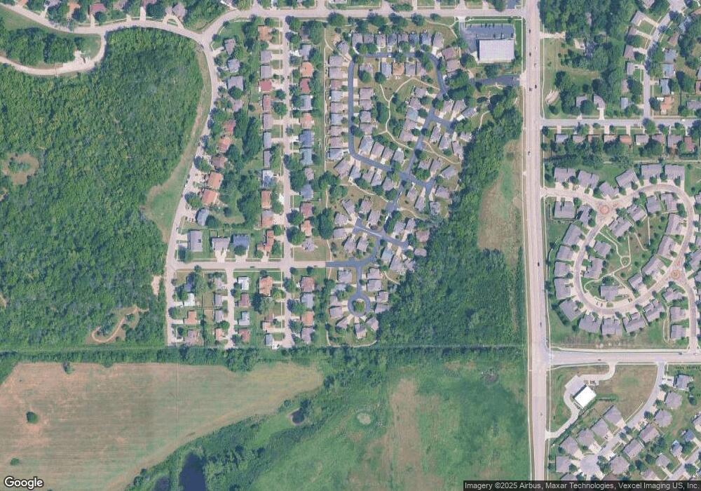 3621 SW Willow Brook Dr, Topeka, KS 66614 - photo 1