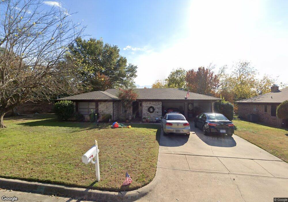 8712 Irongate Dr, North Richland Hills, TX 76182 - photo 1