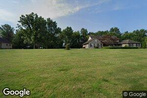 20 Lakeview Dr, Marshall, IL 62441