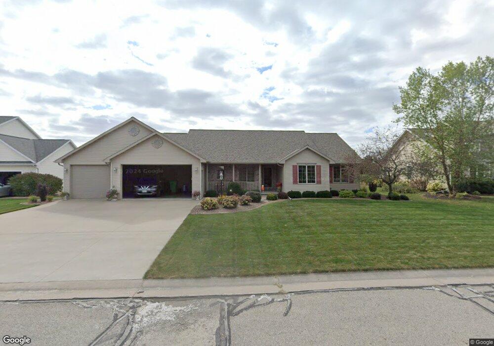 W6069 Nolan Dr, Appleton, WI 54915 - photo 1