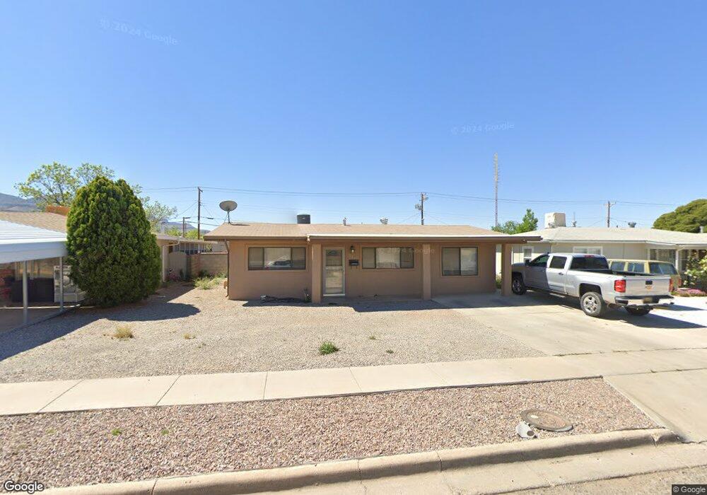 1312 Mountain View Ave, Alamogordo, NM 88310 - photo 1