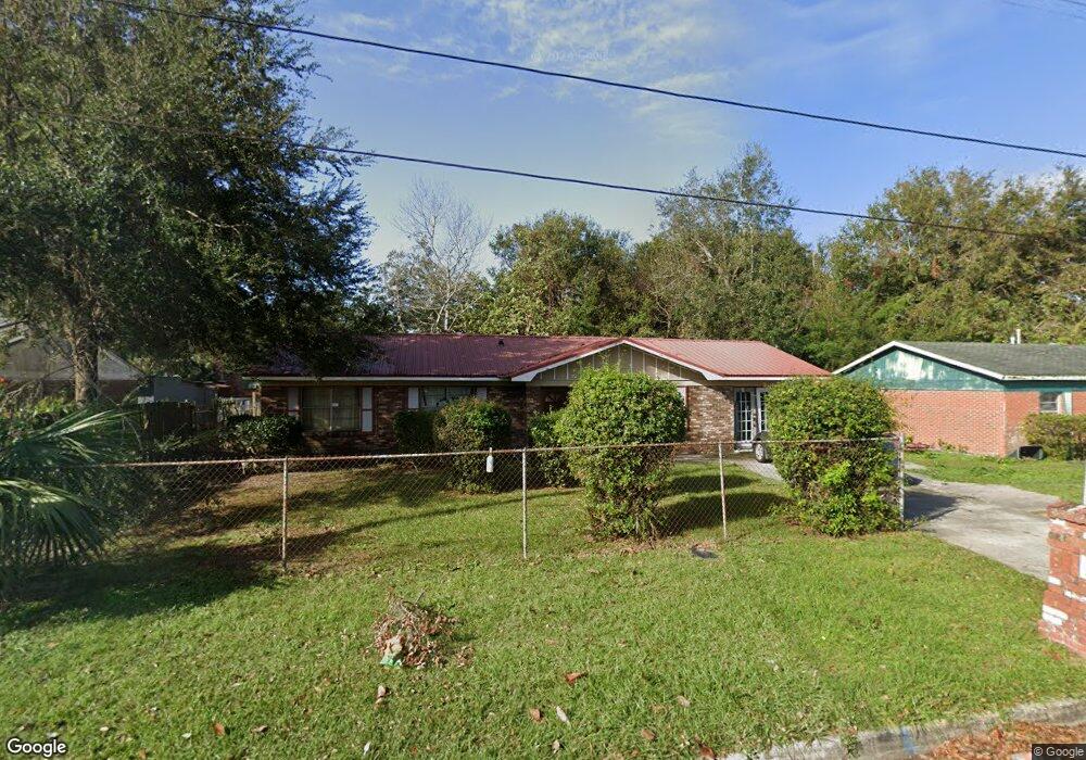 2313 Bartow St, Brunswick, GA 31520 - photo 1