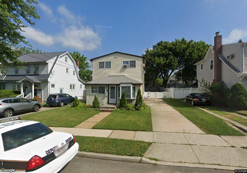 13 Riverside Ave, Baldwin, NY 11510 - photo 1