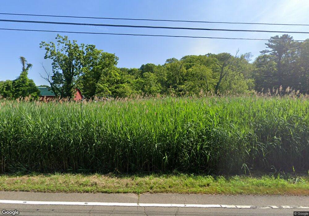 718 Leetes Island Rd unit 728, Branford, CT 06405 - photo 1