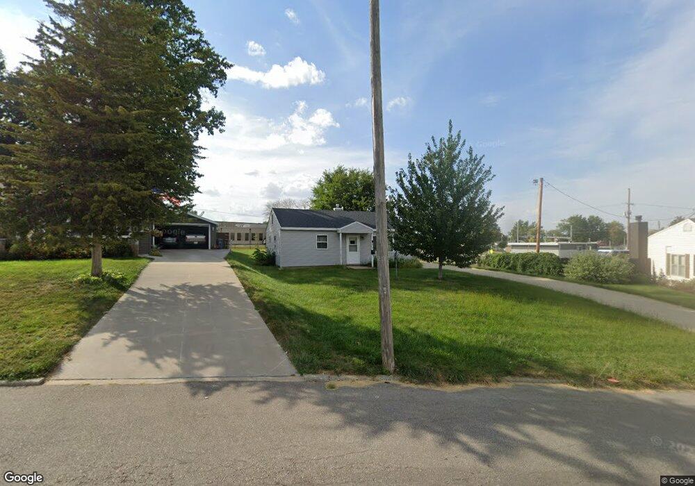 2412 Linwood St SW, Cedar Rapids, IA 52404 - photo 1