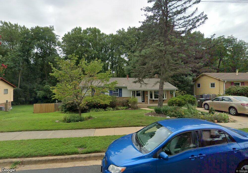 5029 King Richard Dr, Annandale, VA 22003 - photo 1