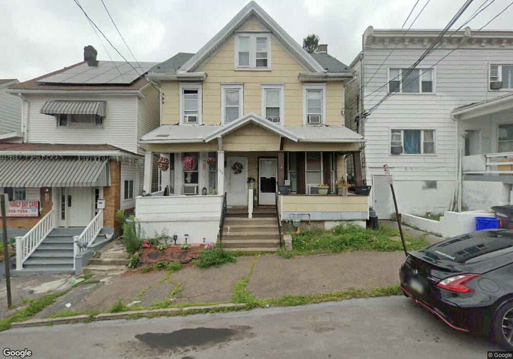 632 Carson St, Hazleton, PA 18201 - photo 1