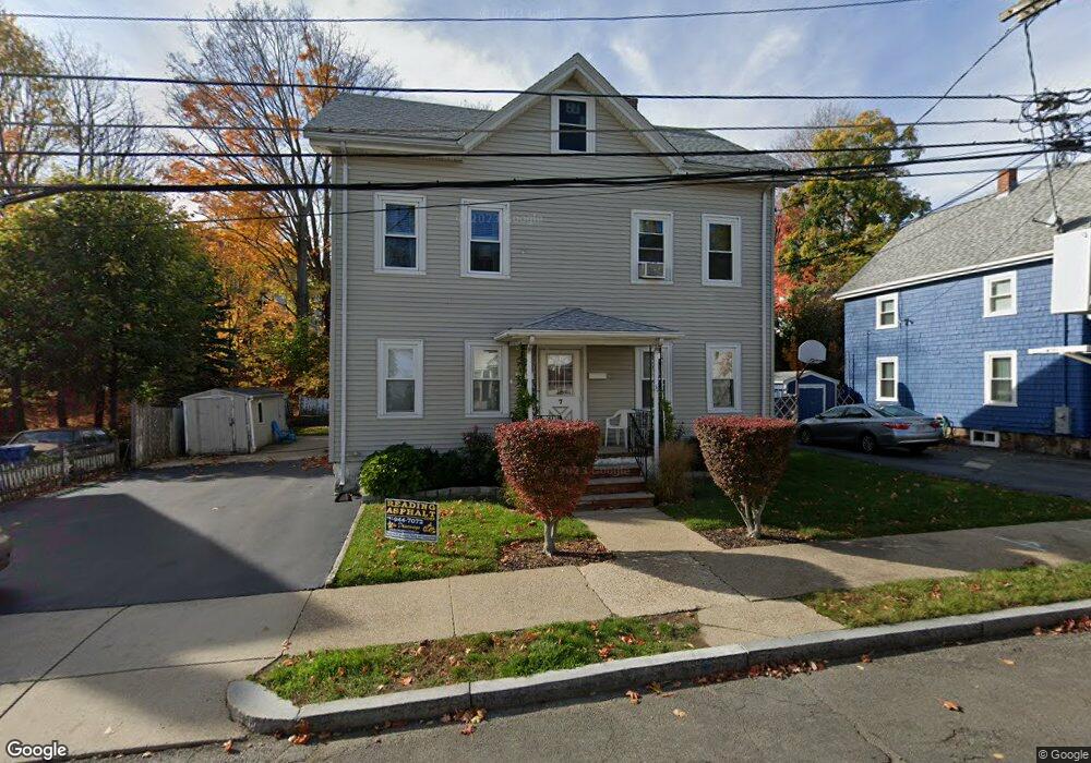 7 Rockland St, Wakefield, MA 01880 - photo 1