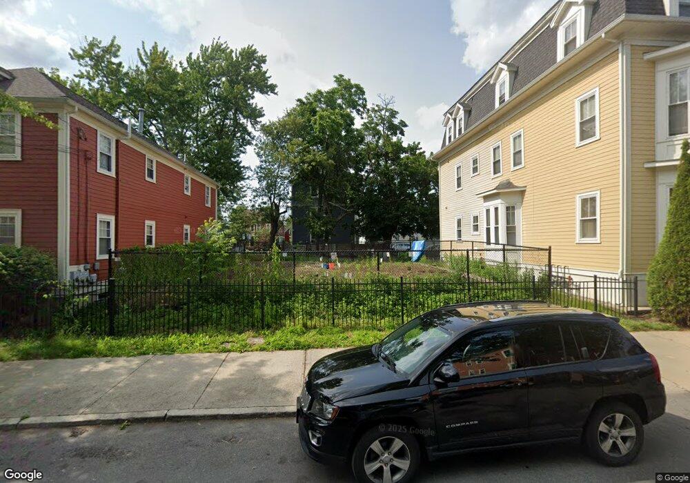 75 Laura St, Providence, RI 02907 - photo 1