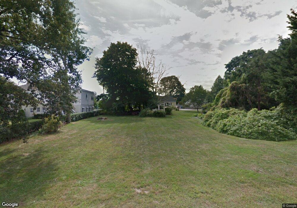 4 Fagan Ct, Middletown, RI 02842 - photo 1