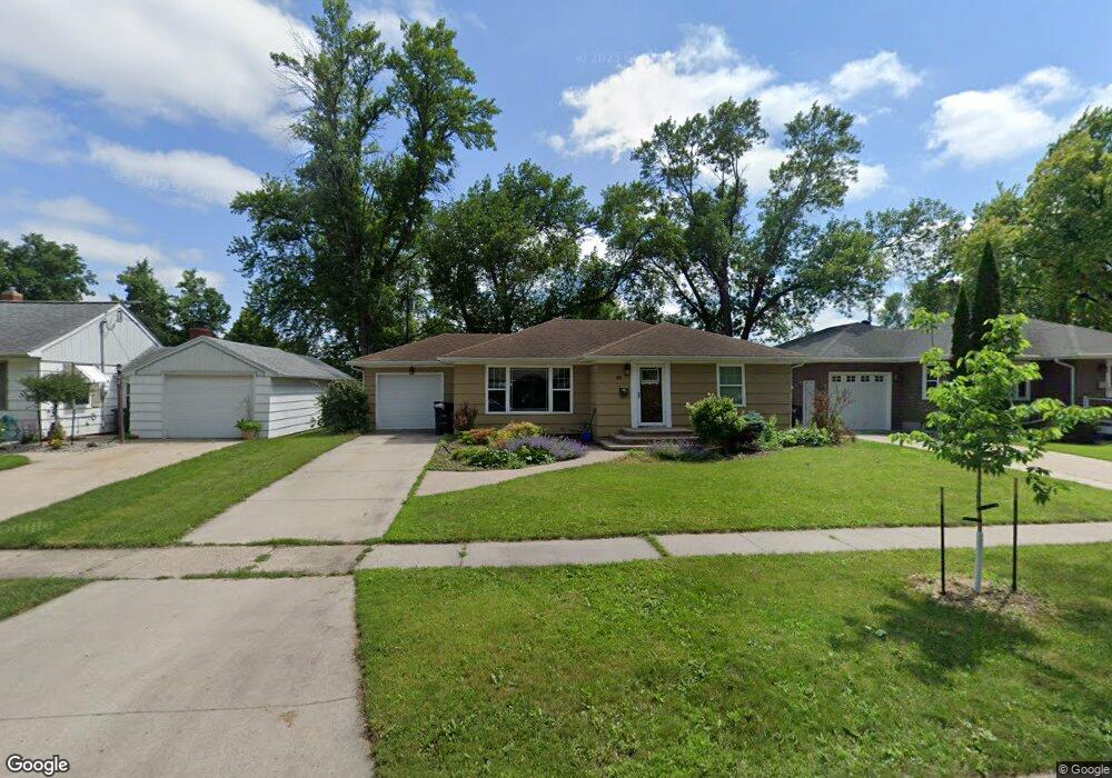 68 16th Ave N, Fargo, ND 58102 - photo 1