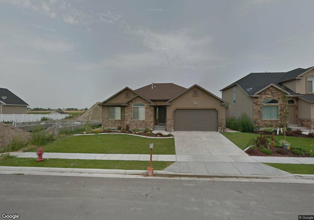 2372 Field Stone Way, Layton, UT 84041 - photo 1