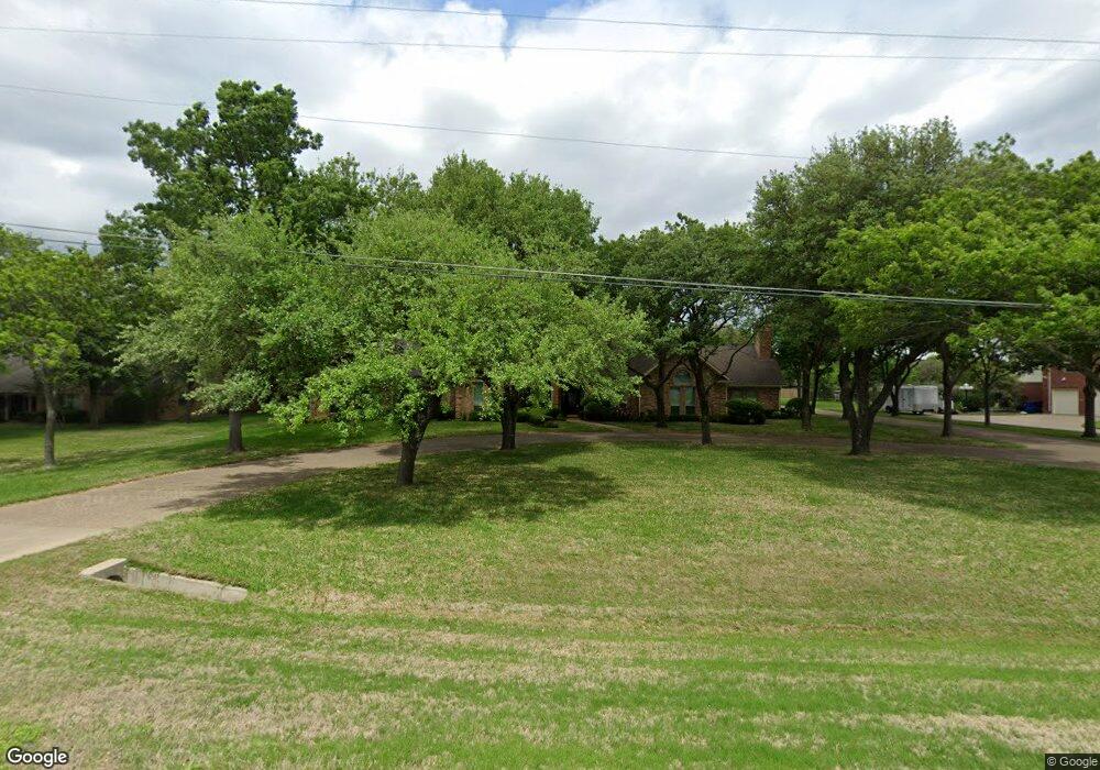 2802 Country Club Rd, Ennis, TX 75119 - photo 1