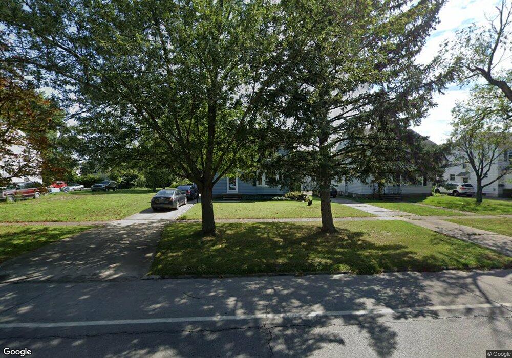 2432 E 31st St, Lorain, OH 44055 - photo 1