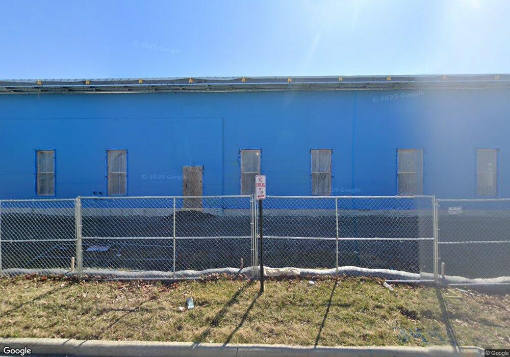 341 E Hardin St, Findlay, OH 45840 - photo 1