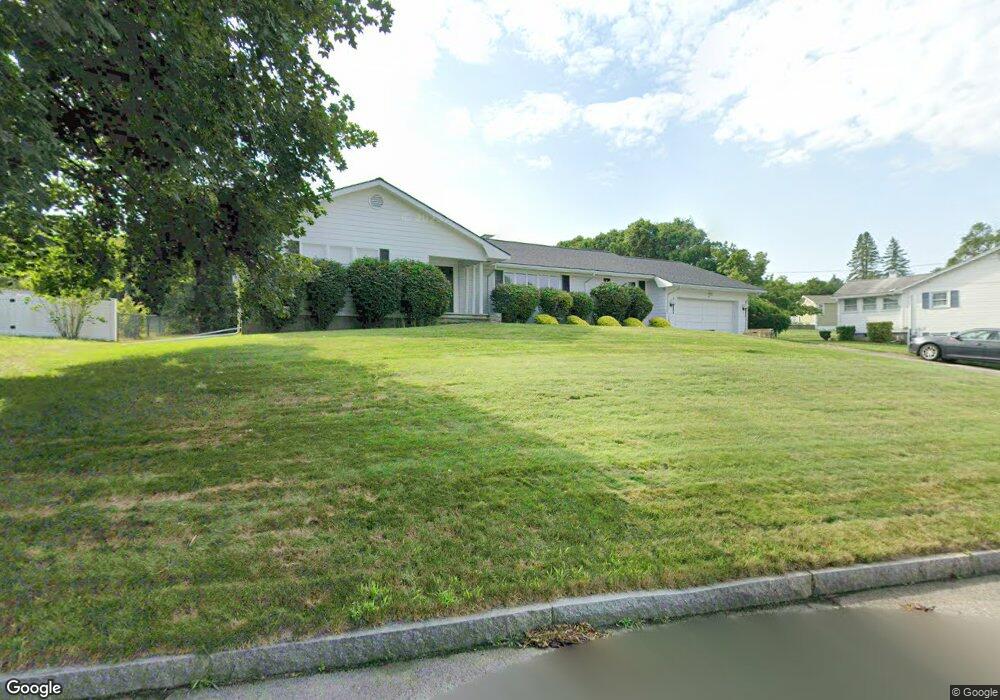 39 Cliffside Rd, Lowell, MA 01852 - photo 1