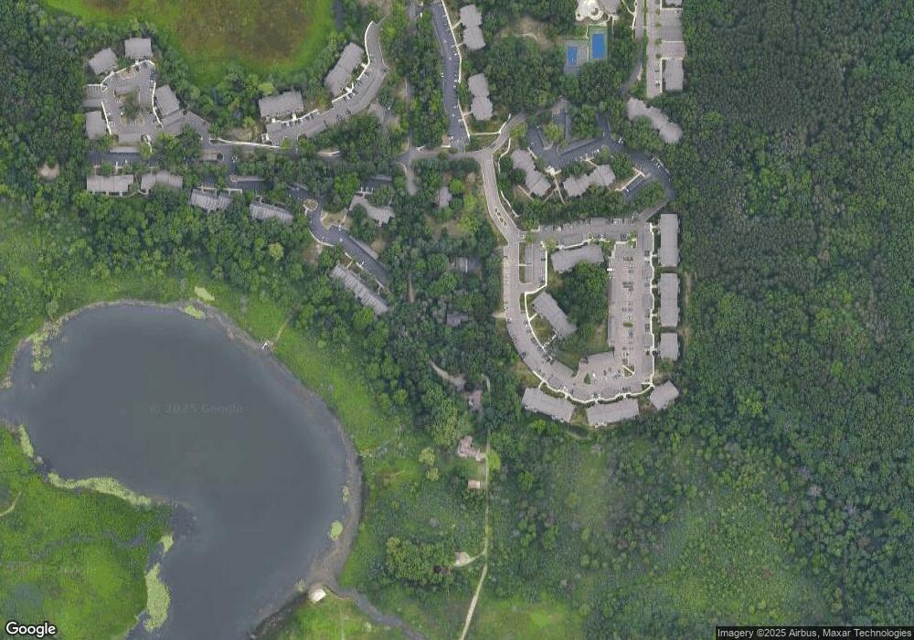 8620 Tozer Ct, Portage, MI 49024 - photo 1