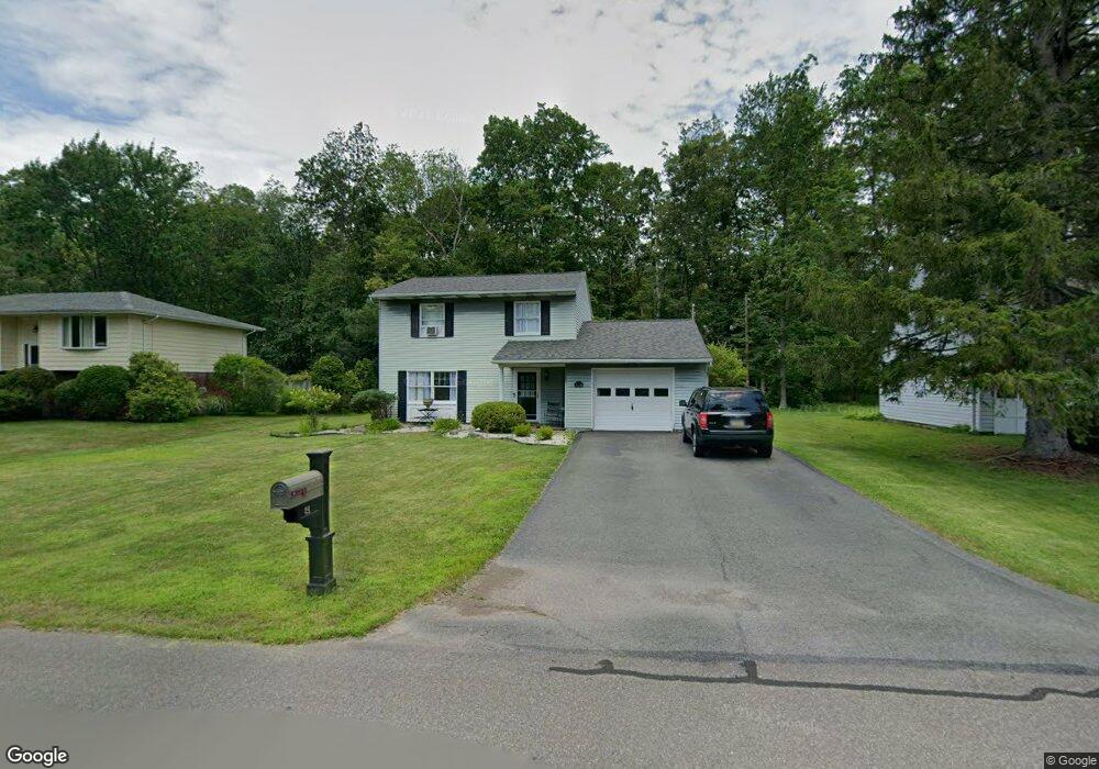 49 Yorktown Rd, Mountain Top, PA 18707 - photo 1