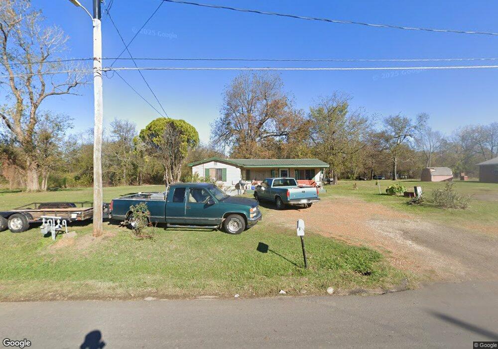 1208 W Main St, Hugo, OK 74743 - photo 1