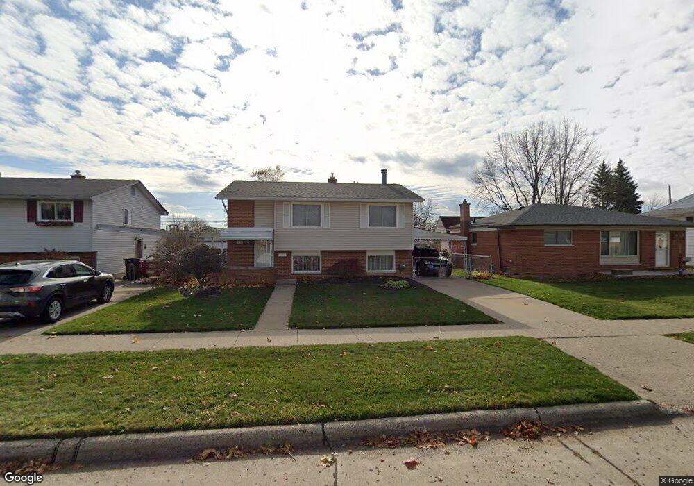 15754 Dugan St, Roseville, MI 48066 - photo 1