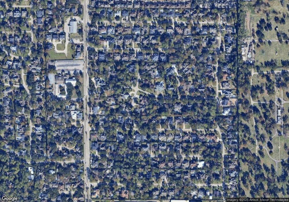 7721 Bellewood Dr, Houston, TX 77055 - photo 1