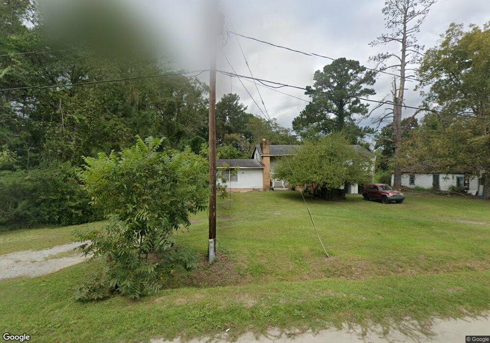 835 N 4th St, Jesup, GA 31545 - photo 1