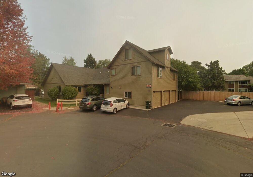 1633 NE Lotus Dr, Bend, OR 97701 - photo 1