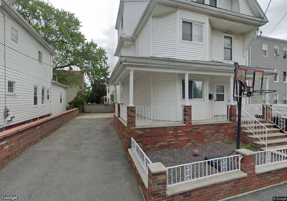 4 Chestnut Place unit 2, Everett, MA 02149 - photo 1