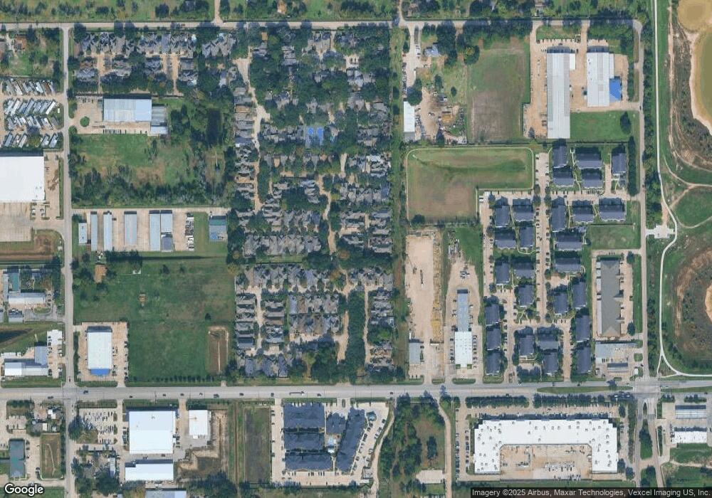 6835 Oakwood Trace Ct, Houston, TX 77040 - photo 1