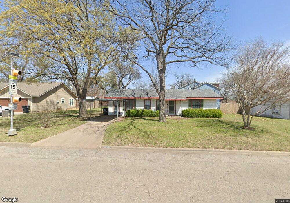 1804 N Douglas Ave, Cleburne, TX 76033 - photo 1