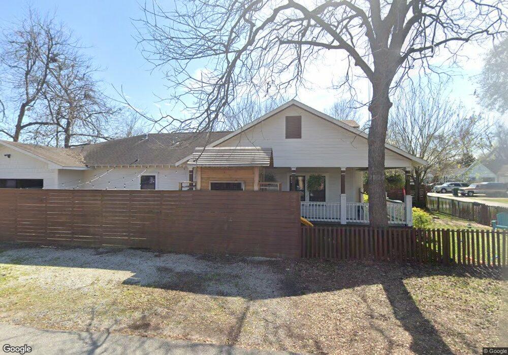 907 Gardner St, Houston, TX 77009 - photo 1