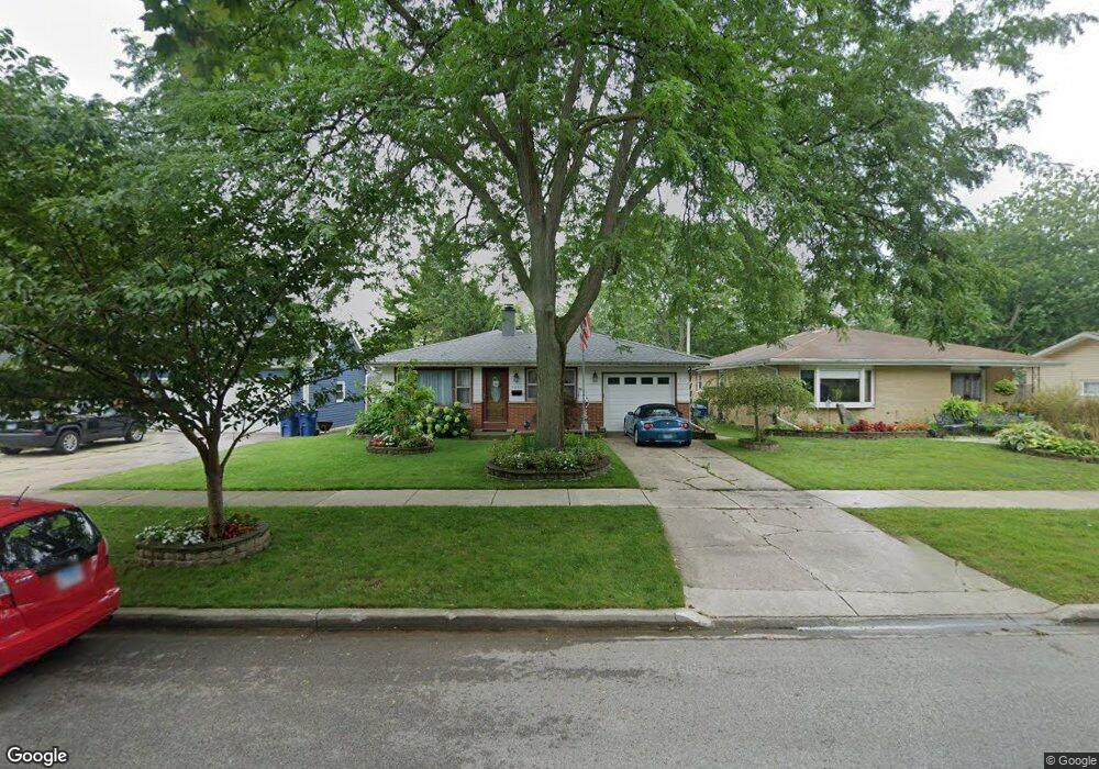2033 Chestnut St, Waukegan, IL 60087 - photo 1