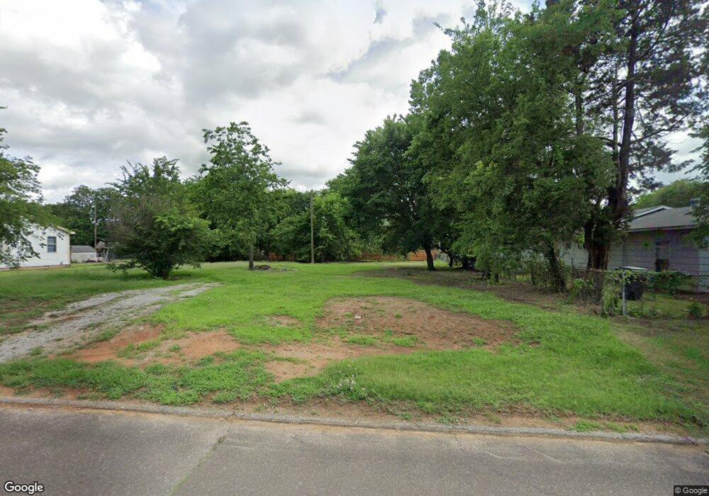 1002 7th Ave NE, Ardmore, OK 73401 - photo 1