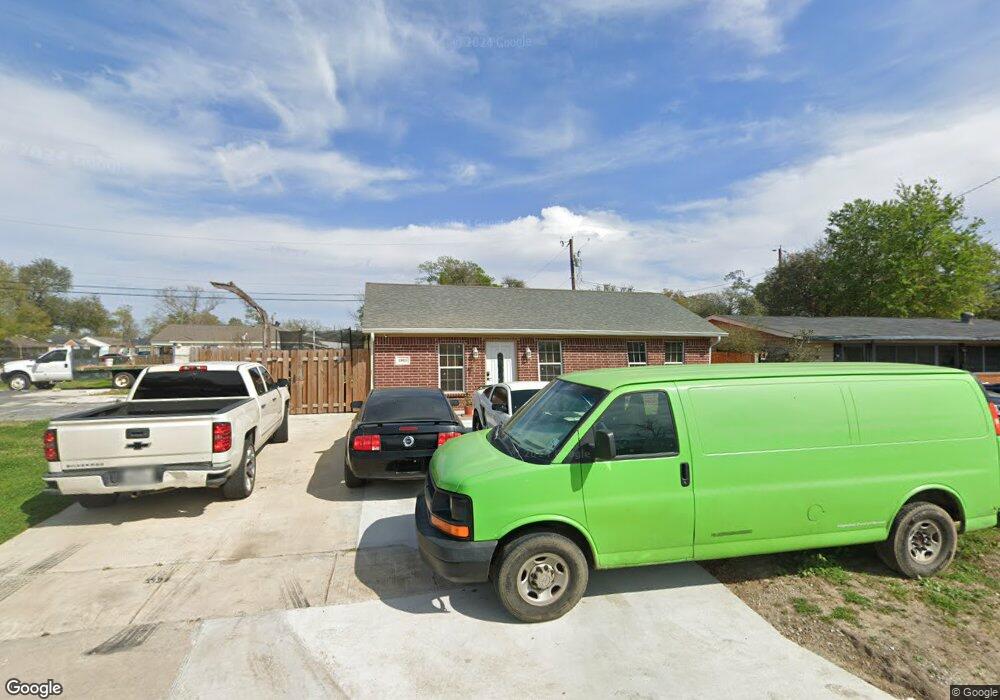 1903 8th Ave, Lake Charles, LA 70601 - photo 1