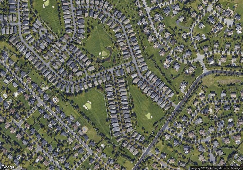 2069 Four Seasons Blvd unit II64, Macungie, PA 18062 - photo 1