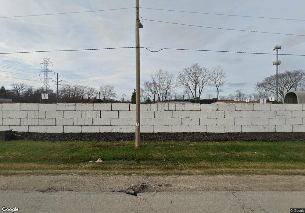 11221 W Forest Home Ave unit 11221, Franklin, WI 53132 - photo 1