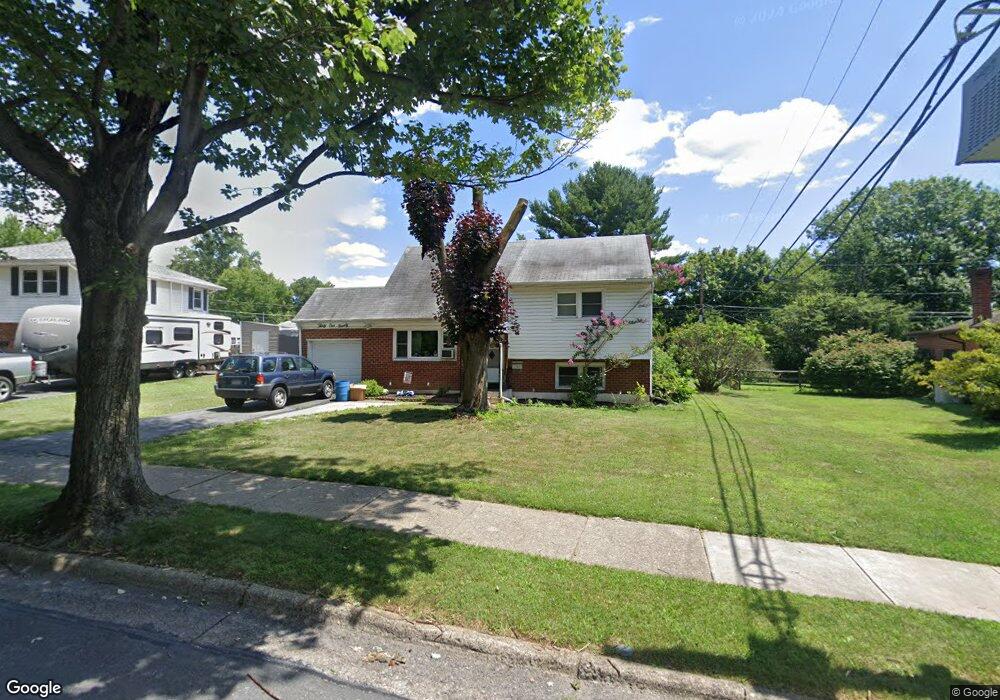 3190 Shakespeare Rd, Bethlehem, PA 18017 - photo 1