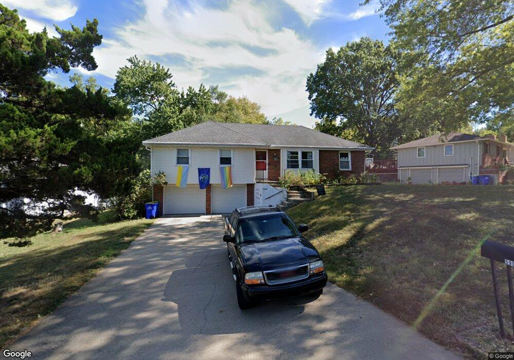 5905 Noland Rd, Shawnee, KS 66216 - photo 1