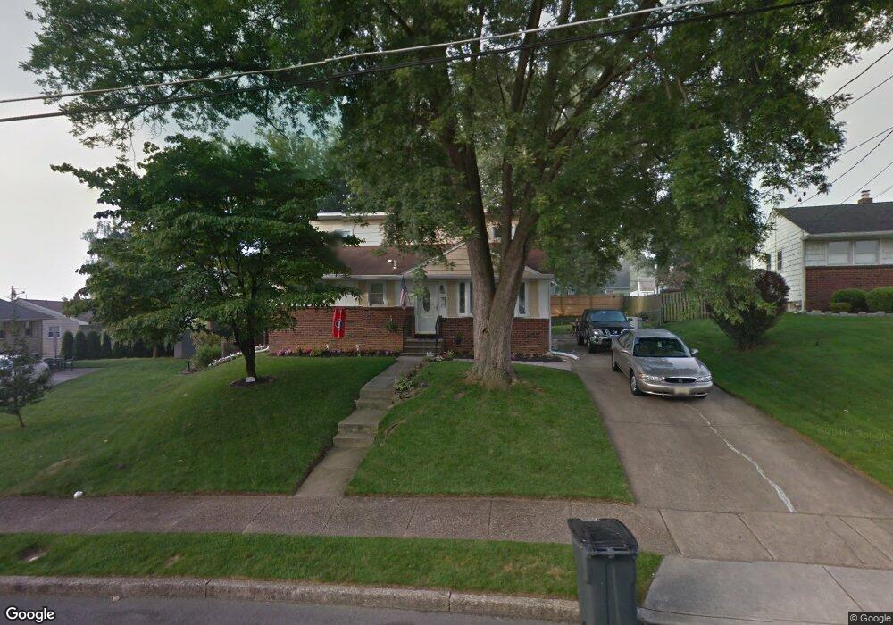 102 Carlysle Ct, Runnemede, NJ 08078 - photo 1