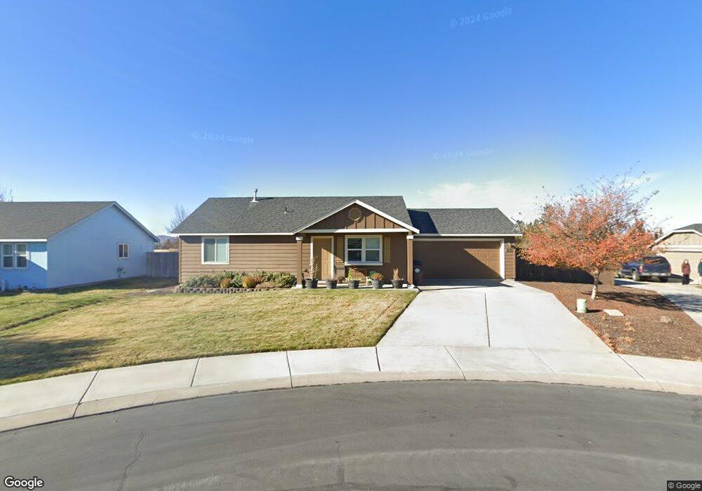 2639 NE 3rd St, Redmond, OR 97756 - photo 1