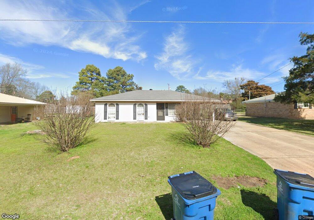 704 W Nevada Ave, Vivian, LA 71082 - photo 1