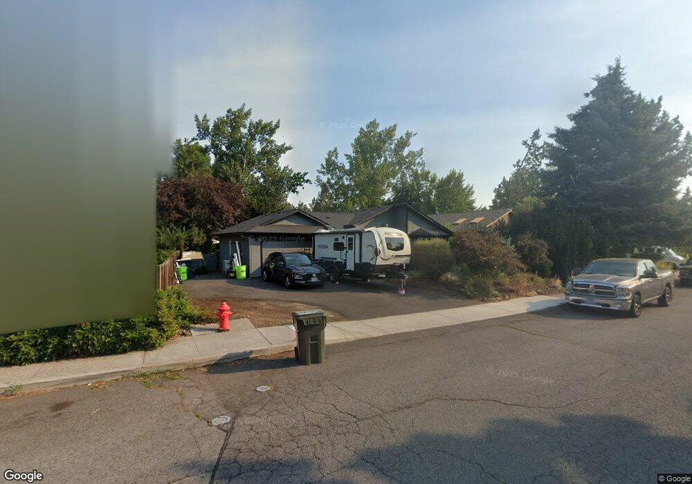 1710 NE Meerkat Ave, Bend, OR 97701 - photo 1